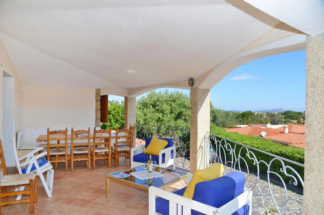 Case Vacanze La Conia Cannigione Holiday home